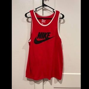 Men’s Large Nike tank